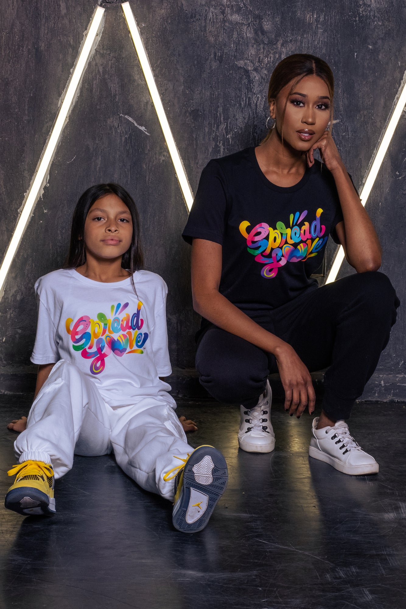 Spread Love X Jason Naylor Emotionlogo Tee in black