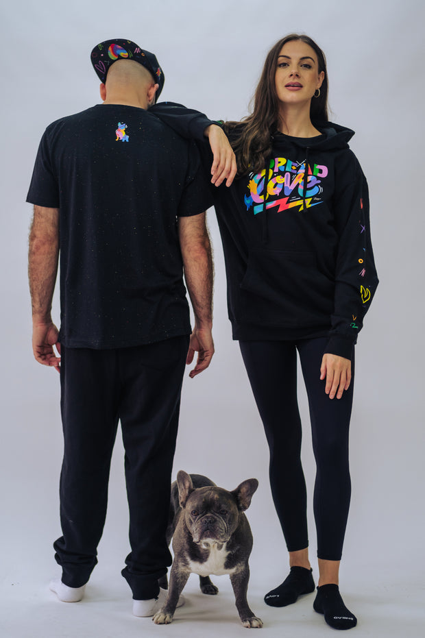 Love is THE VIBE Speckled Tee in black
