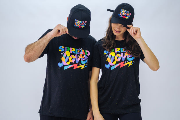 Love is THE VIBE Speckled Tee in black