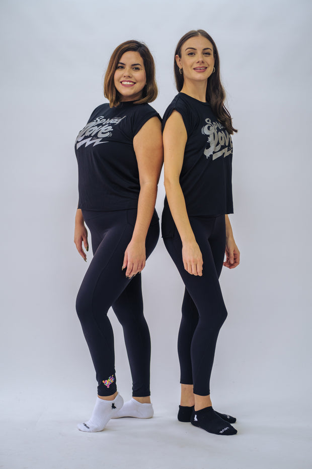 Spread Love Muscle Tee in Black