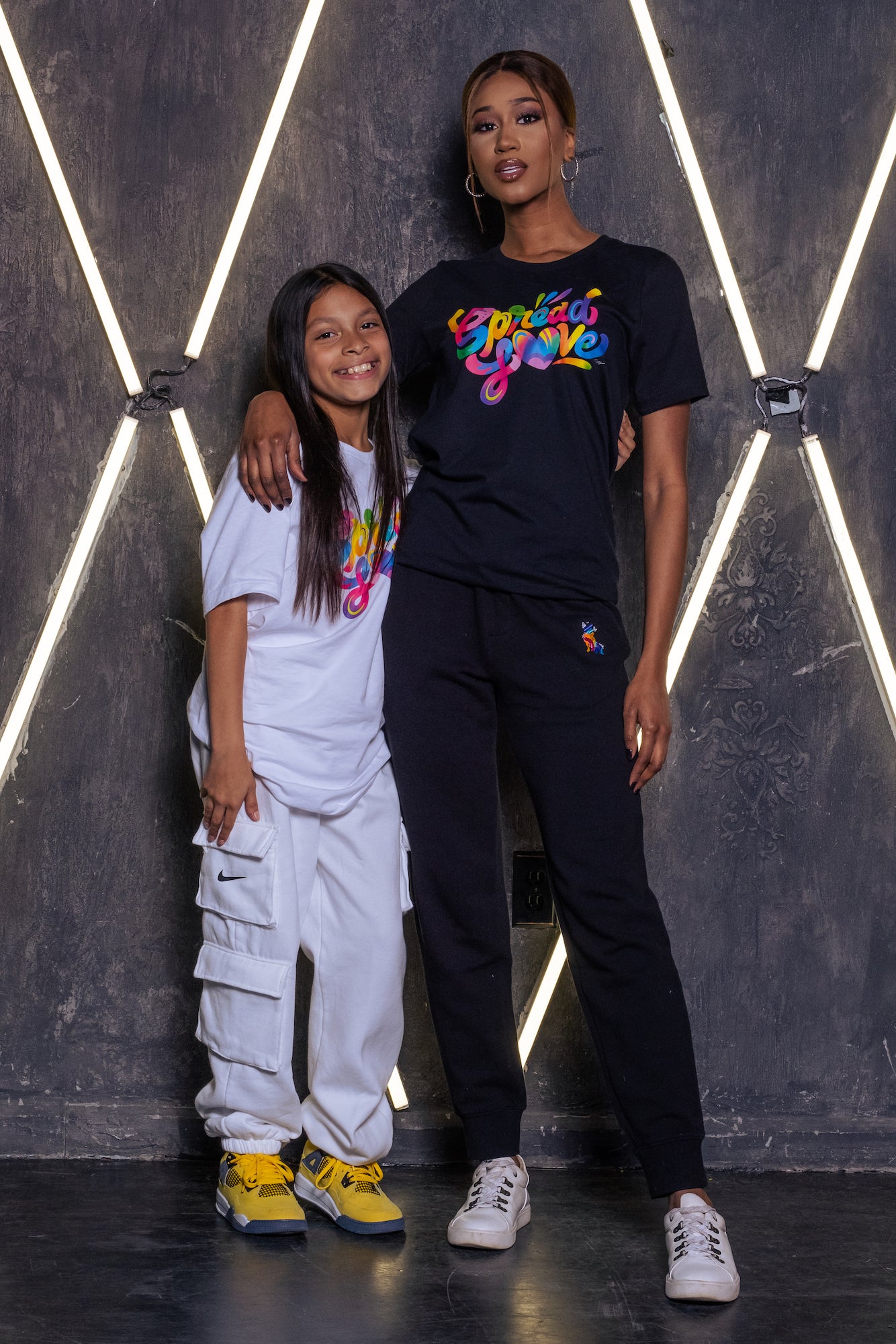 Spread Love X Jason Naylor Emotionlogo Tee in black