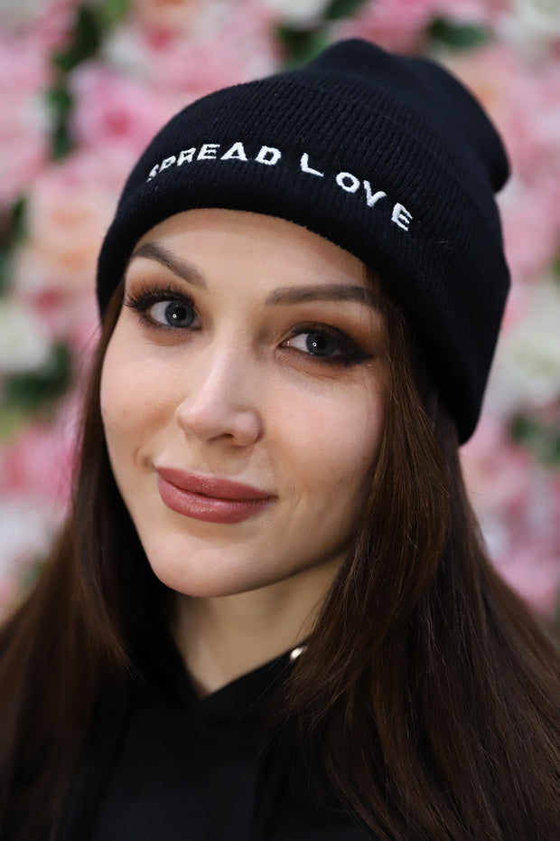 Spread Love Minimalist Beanie in Noir