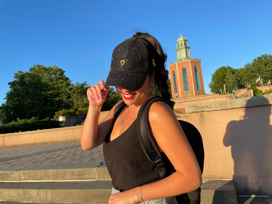 Black & Black Gold Heart Glam Pony Hat - Mesh